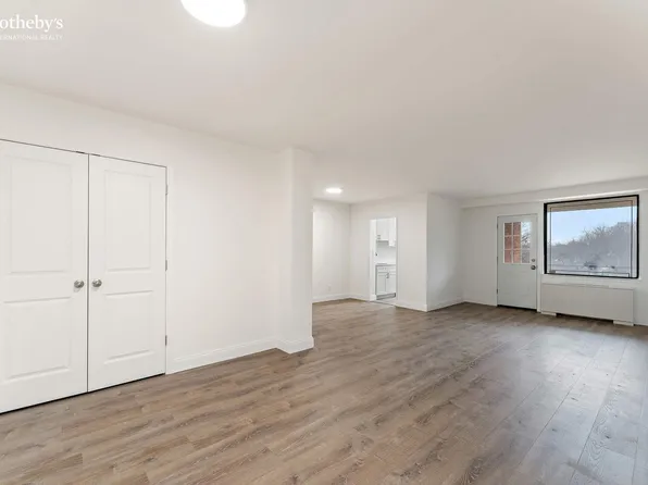 4901 Henry Hudson Parkway West 6D image 1 of 14