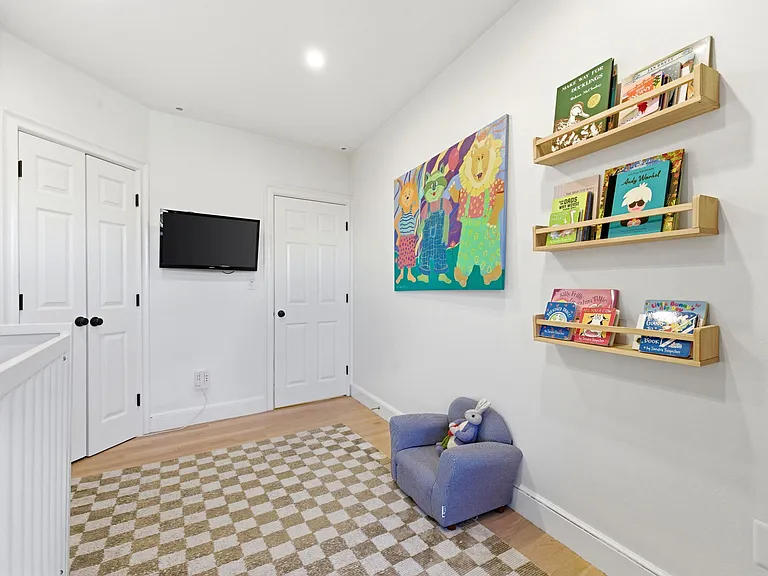 552 Columbus Ave #Penthouse 6 — Photo 20