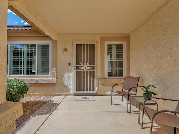 4th image of 10408 W Ross Ave