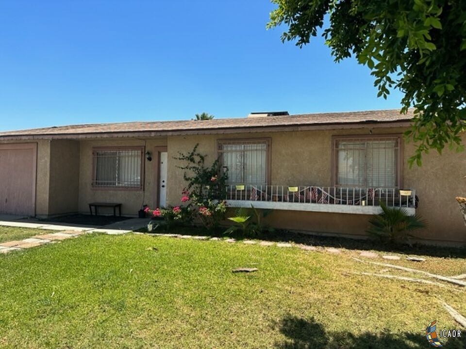 1st image of 606 De Las Flores St