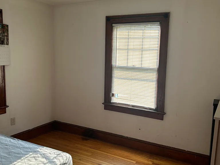 24 Abbott St #24 — Photo 4