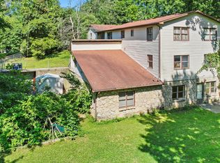 1065 E Bunker Hill Trl, Mooresville, IN 46158