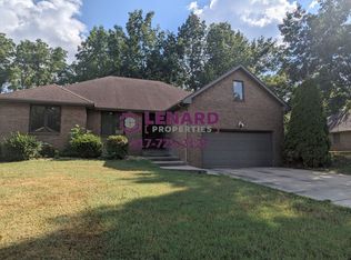 1070 W Woodbine St, Springfield, MO 65803