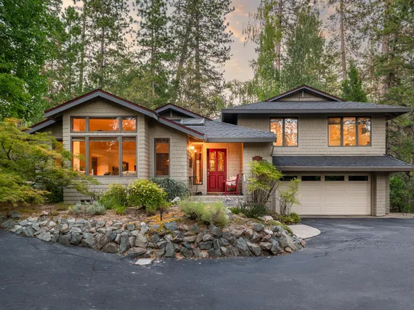 136 Orchard St, Nevada City, CA 95959