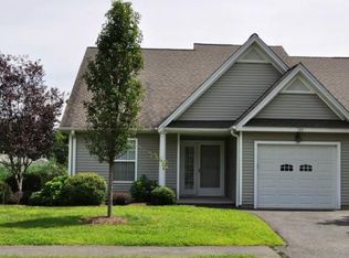 120 Haley Ln, Sandy Hook, CT 06482
