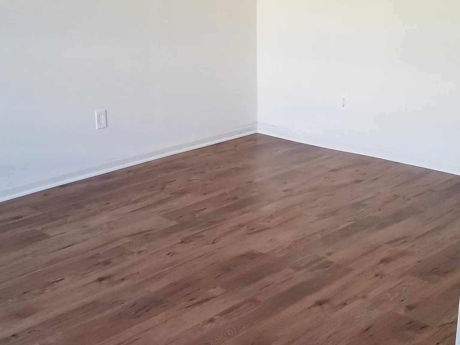 Wood Oak Apartments — Photo 3