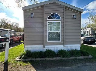 17 Ellen Dr, Holden, ME 04429