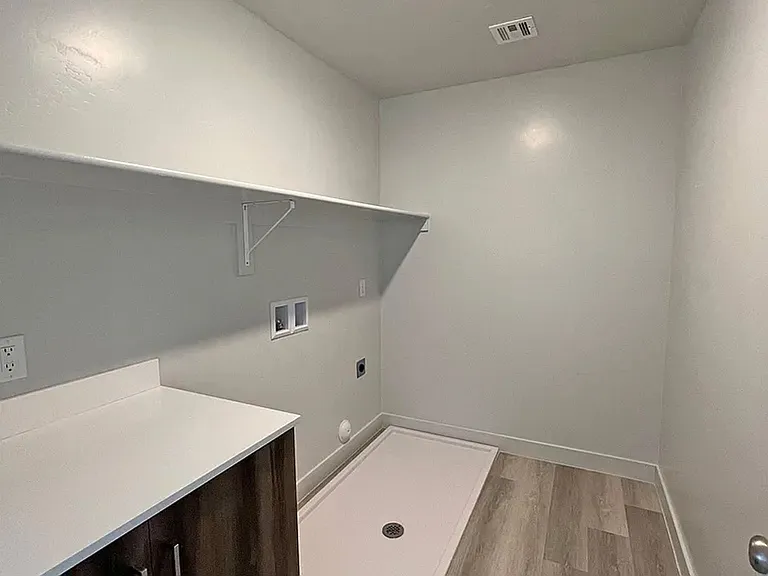 4104 E Phobos Ln — Photo 22