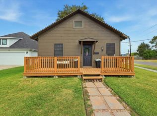 1302 Katy St, Port Neches, TX 77651