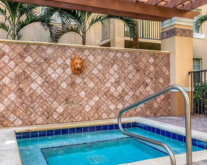 1801 N Flagler Dr #818 — Photo 44