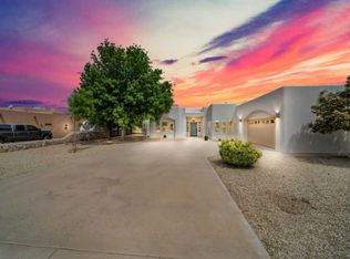 3863 Stoney Brook Cir, Las Cruces, NM 88005