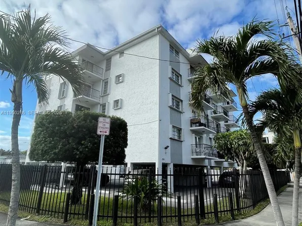 2500 SW 6th St, Miami, FL