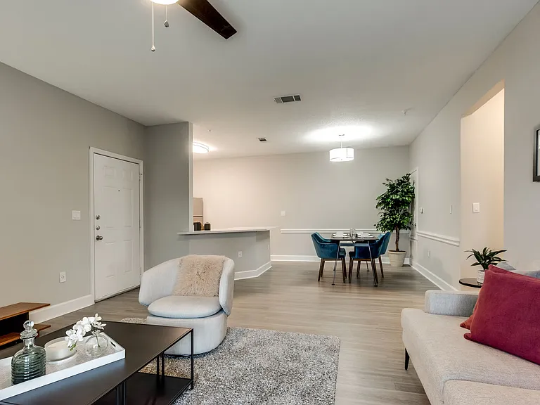 Grand Palms — Photo 18