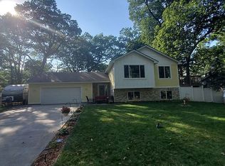 163 Laurel Rd, East Bethel, MN 55092