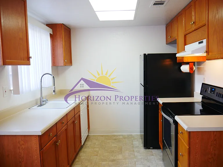 8960 Laguna Vista Ct — Photo 8