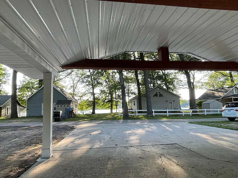 210 Evans Ln — Photo 17