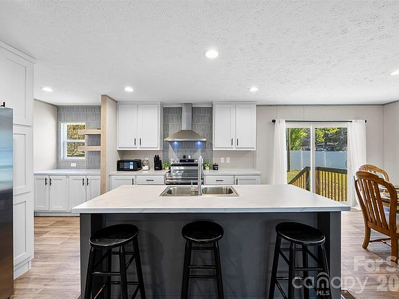 5th image of 6011 Austin Rd