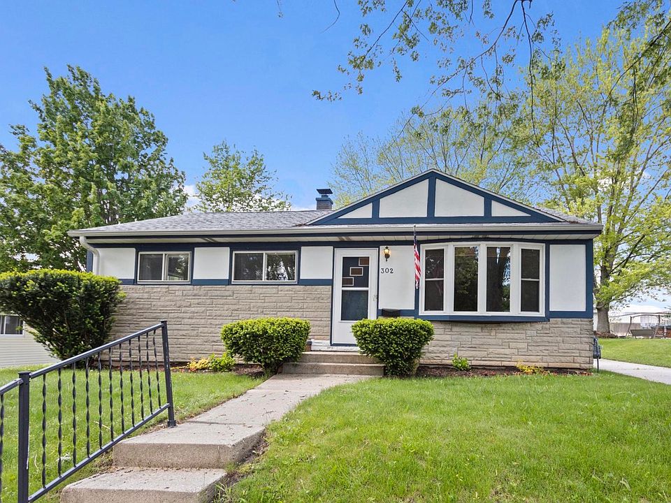 1st image of 302 Greenmeadow Dr