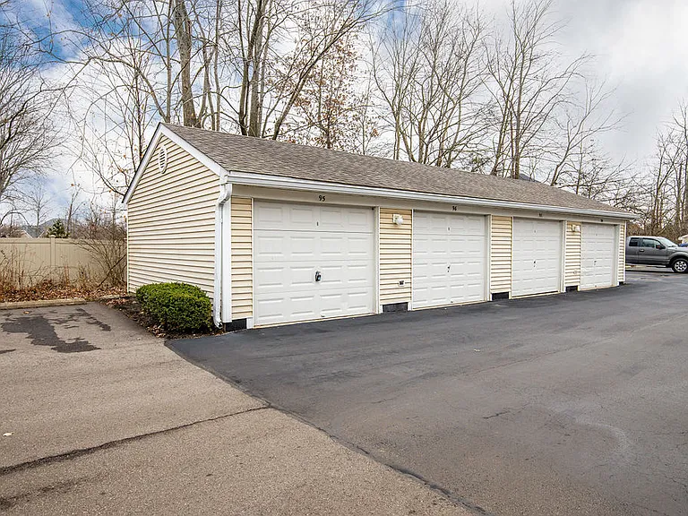 830 Carrington Pl #102 — Photo 3