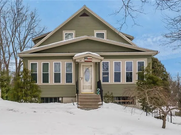 54 Sulyma St, Cumberland, RI 02864