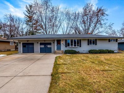 2913 Galtier St, Roseville, MN, 55113