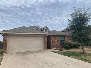 918 Abigale Ln, Dallas, TX 75253