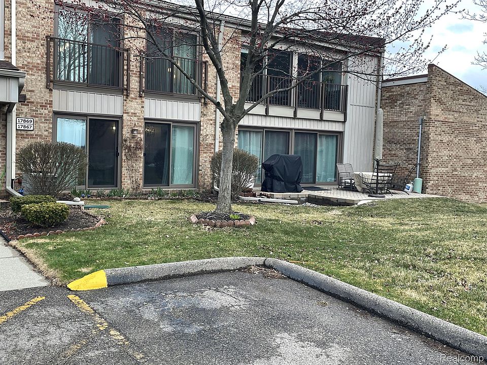 1st image of 17867 University Park Dr