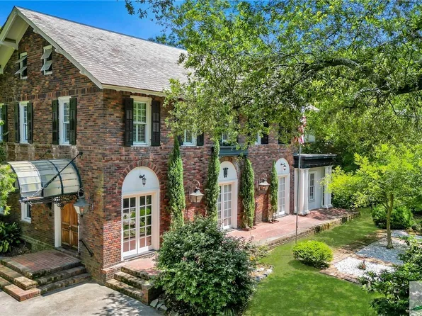 518 E Victory Drive, Savannah, GA 31405