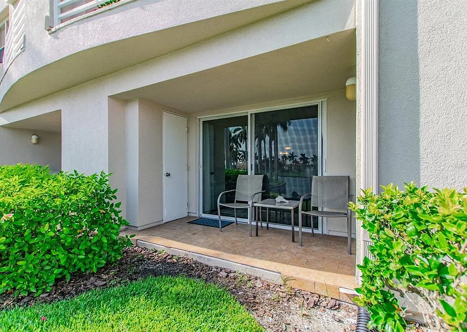 6100 Bahia Del Mar Cir #103