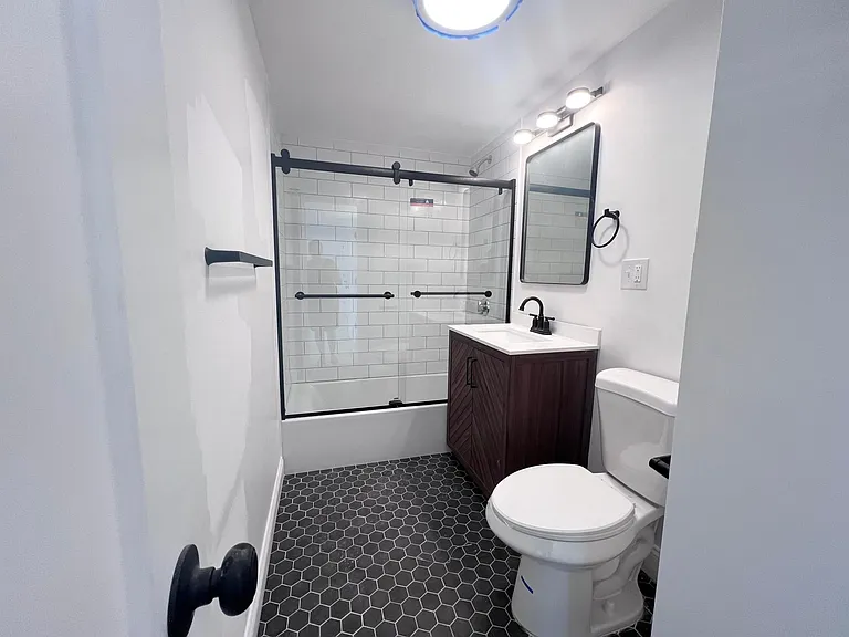 41 Park St #41 — Photo 3