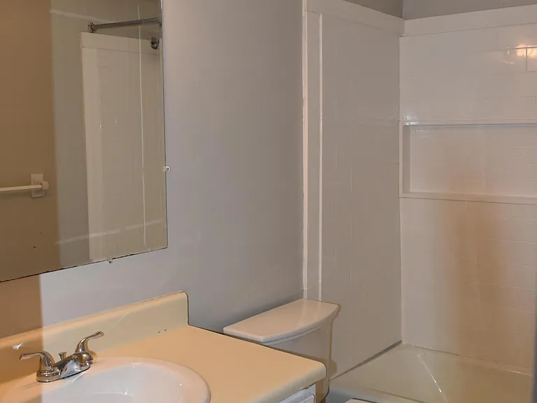 117 Samarya Ln #A — Photo 2
