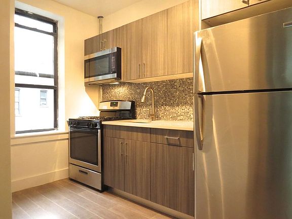 4th image of 611 Ocean Ave APT B3