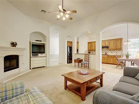 4th image of 2900 Winding Shore Ln