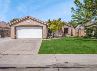 157 Nevada St, Kingsburg, CA