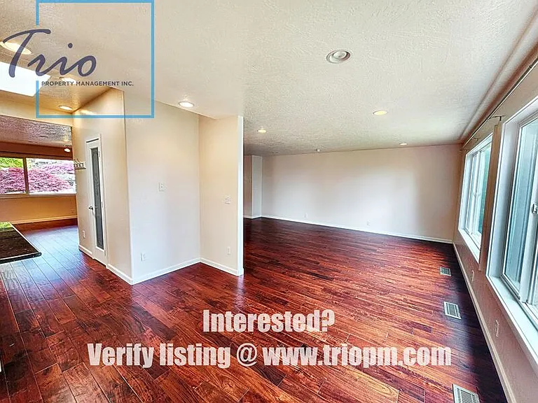 2035 W 29th Ave — Photo 5