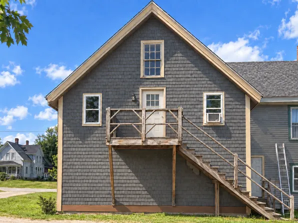 34 North St #6, Machias, ME 04654