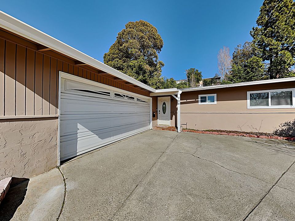 1st image of 330 Deanza Dr