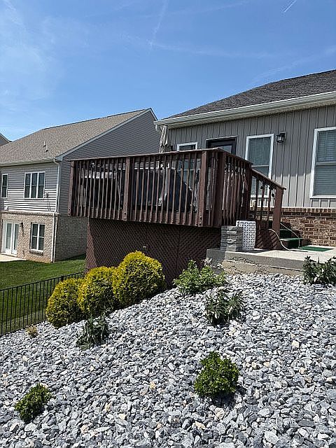 2nd image of 314 Settlers Rd