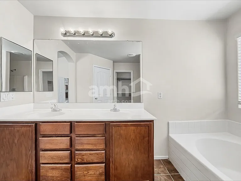 7119 W Fawn Dr — Photo 11
