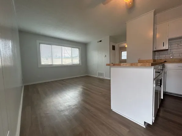 969 W Holly St Fayetteville, AR 72703, 969 W Holly St #5, Fayetteville, AR 72703