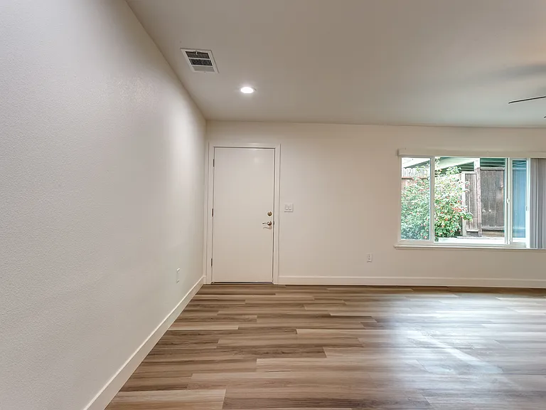 2310 Buena Vista Ave #2334 — Photo 20
