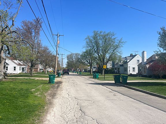 5th image of 138 Windsor Dr
