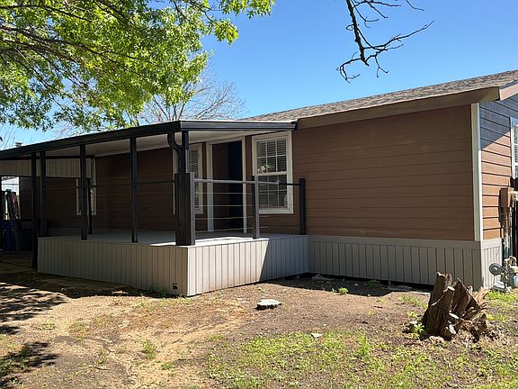 3rd image of 119 Hillside Beach Dr
