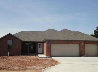 4752 W Minota St, Springfield, MO 65802