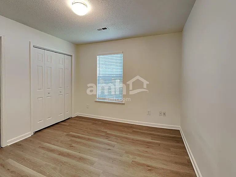 4020 Landerwood Dr — Photo 16