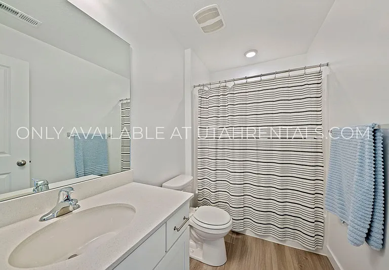 341 N Angus Dr — Photo 20