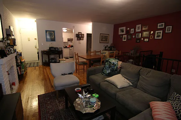 Rented by America Mecca Realty LLC | media 26