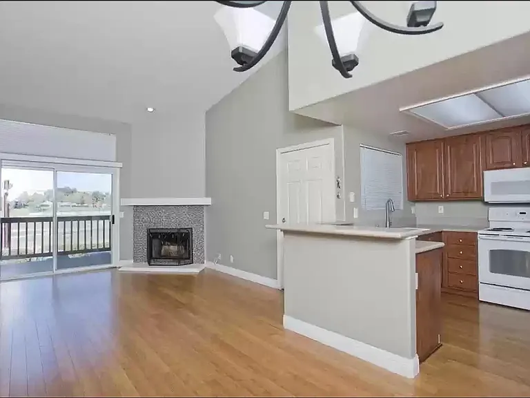 42140 Lyndie Ln — Photo 5