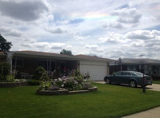 34624 Mac Donald Dr, Sterling Heights, MI 48310