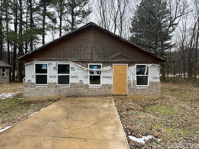 1st image of 1602 Tonya Dr #B